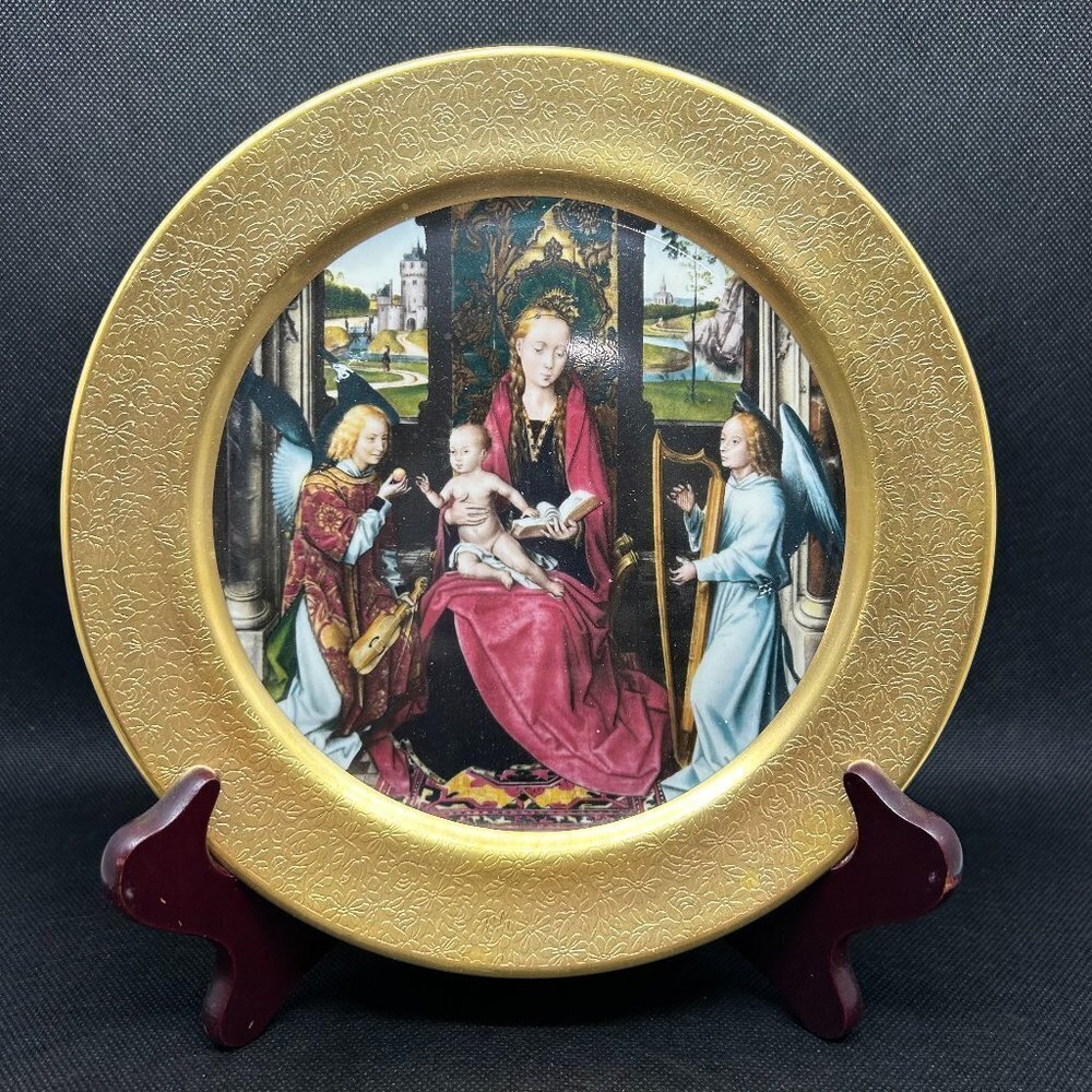 The Pickard Christmas Plate 1981 Madonna & Child Jesus with Angels